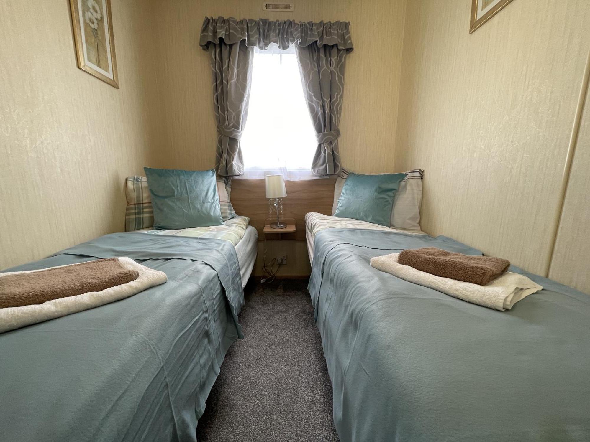 3 Bedroom Caravan, Edi Rita, Robin Hood, Pet Friendly Meliden ภายนอก รูปภาพ